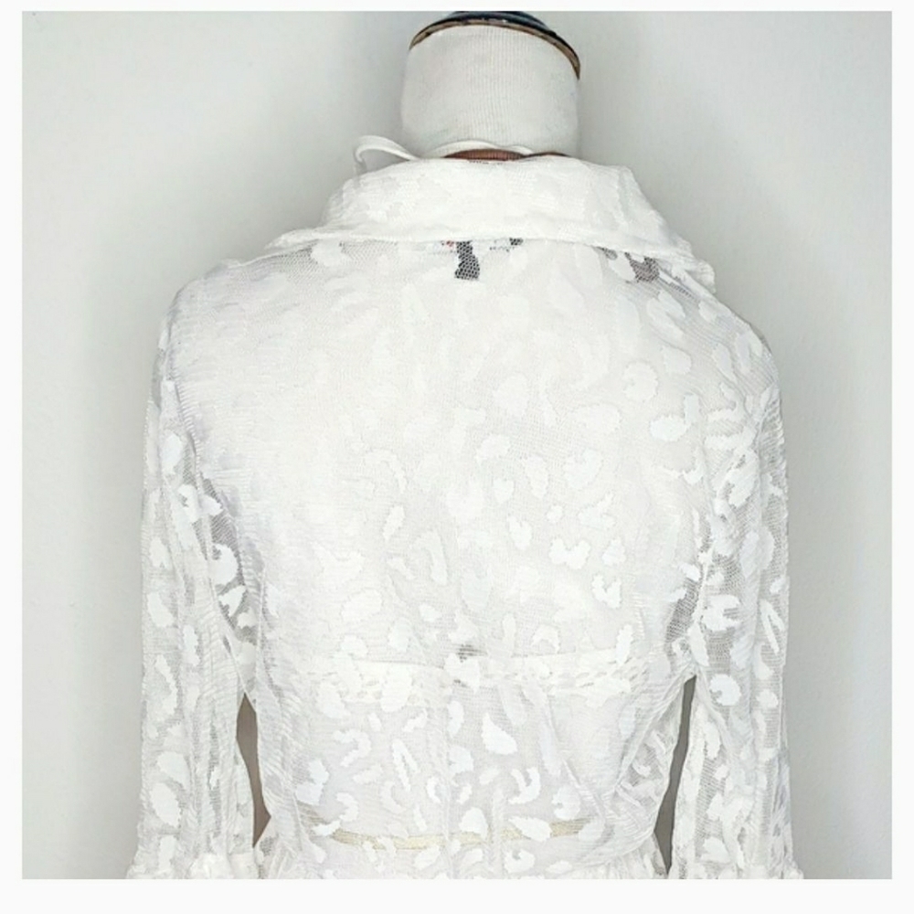 💥Dream Cloud Lace Romper - Picture 4 of 15